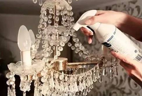 Как помыть хрустальную люстру с подвесками – домашние средства