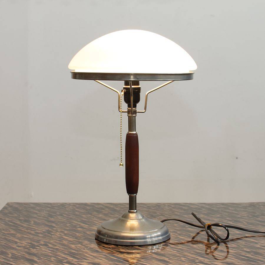 Настольная лампа: 107 фото лучший идей по размещению и оформлению