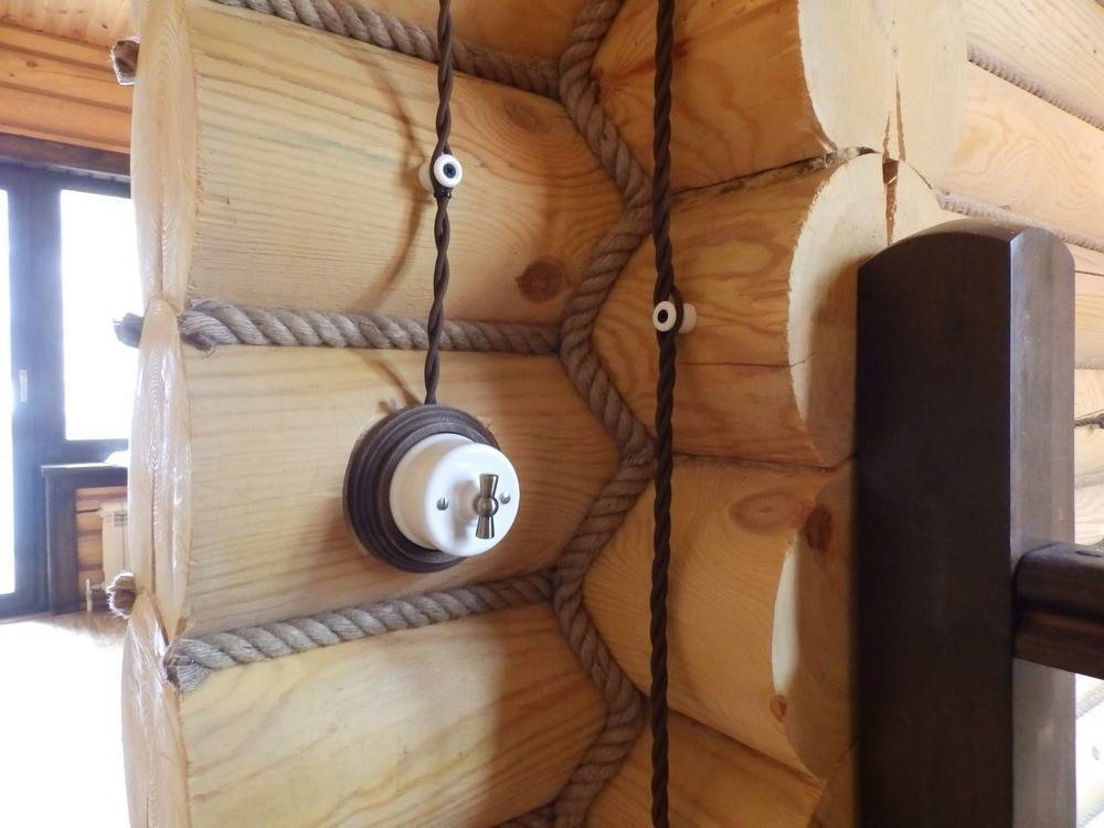 Электропроводка в деревянном доме своими руками