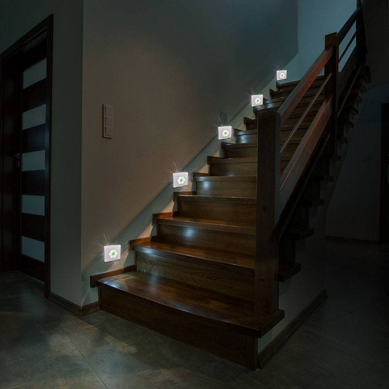 Подсветка ступеней: виды светильников и способы освещения лестниц