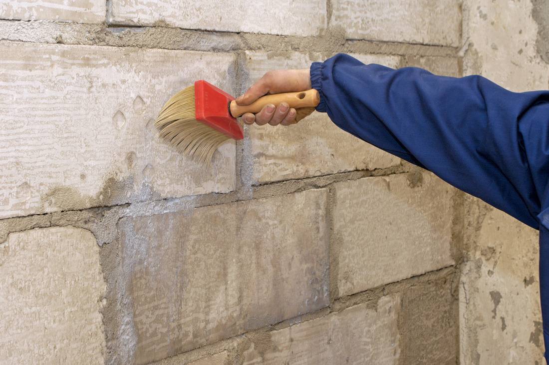 Грунтовка стен перед шпаклевкой — зачем она нужна и ее виды грунтовки