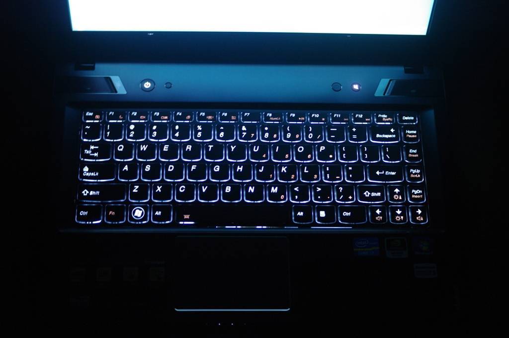 Как включить подсветку клавиатуры на ноутбуке