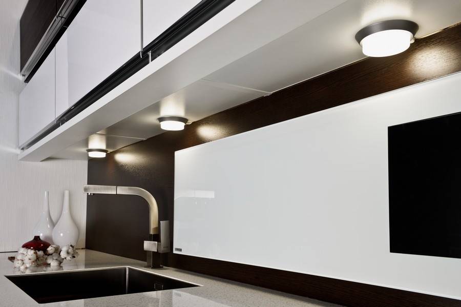 Шкаф с подсветкой - виды светильников, места и способы монтажа