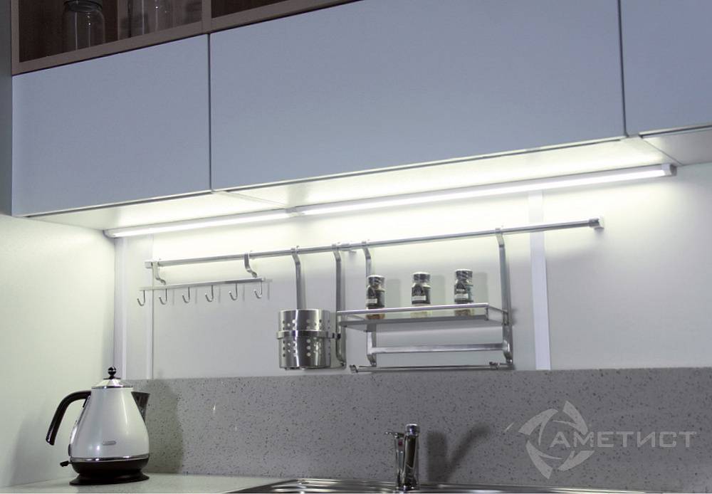 Подсветка рабочей зоны на кухне за 5 шагов - ошибки и правила монтажа светодиодной лентой.