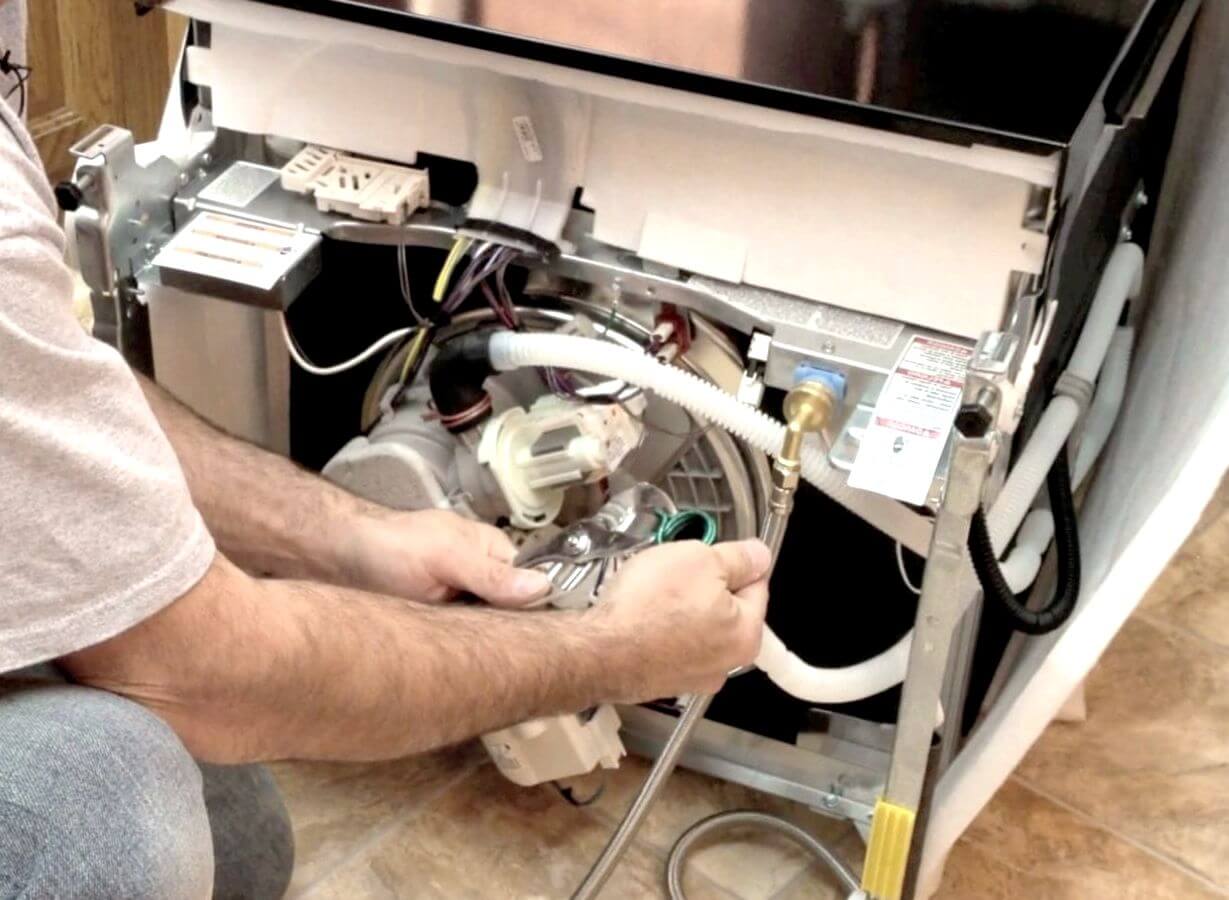 Проводим ремонт посудомоечной машины своими руками: ошибки, поломки + устранение - точка j