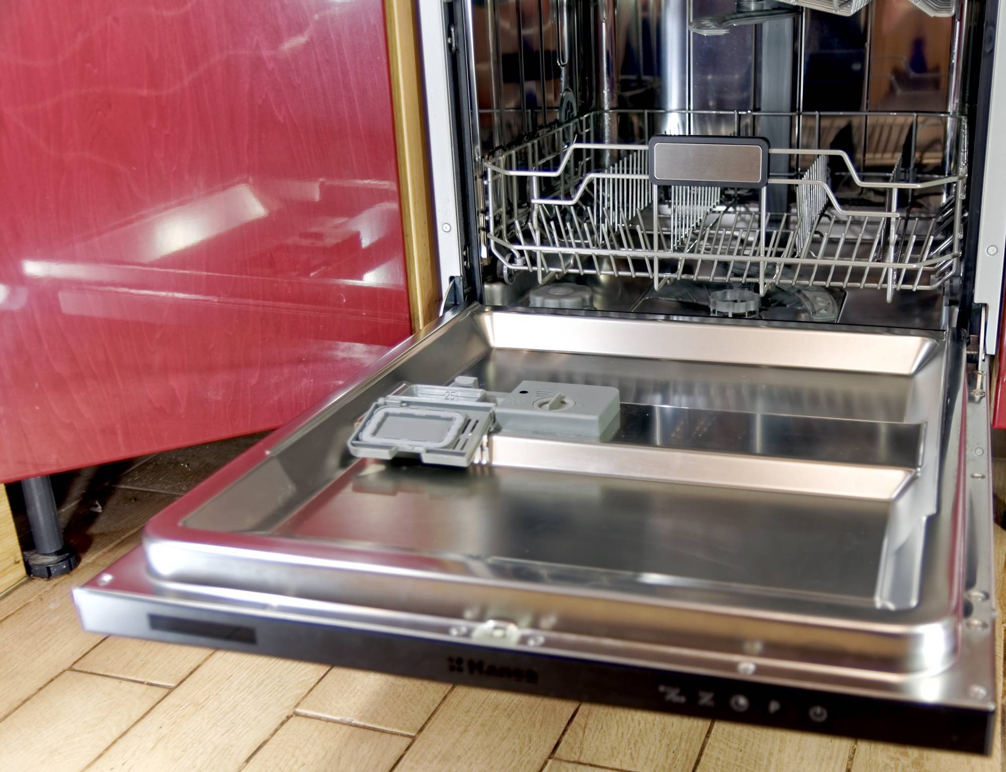 Первый запуск посудомоечной машины bosch, siemens, hansa с видео