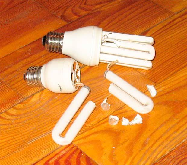 Есть ли ртуть в энергосберегающей лампе и что делать, если она разбилась?