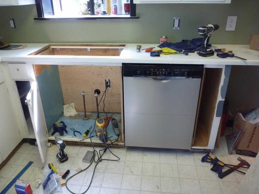 Посудомоечная машина: установка своими руками в кухонный гарнитур – советы по ремонту
