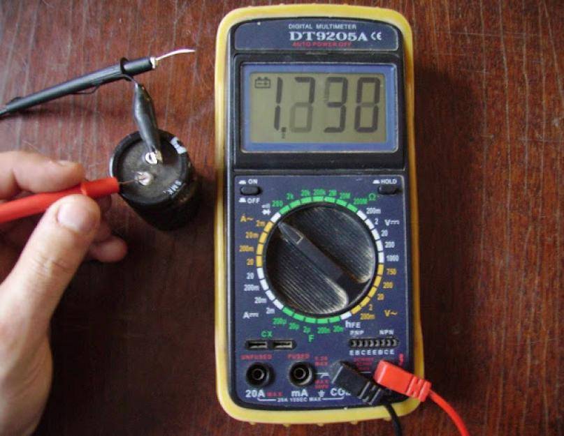 Как проверить конденсатор мультиметром (тестером) » ардуино уроки