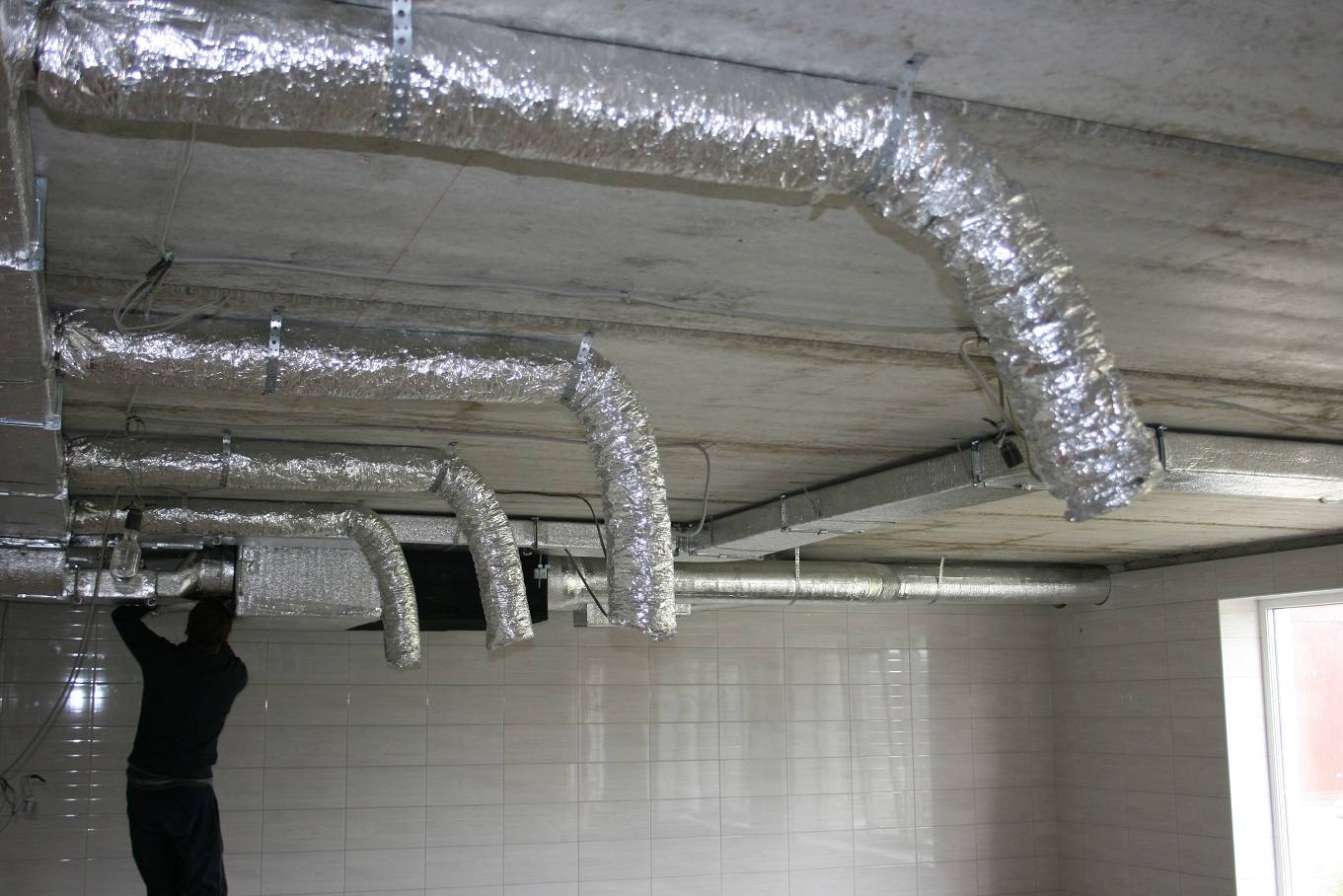 Утеплитель для вентиляционных труб: для чего необходим, виды материалов, технология проведения тепловой изоляции - ventilyaziya.ru