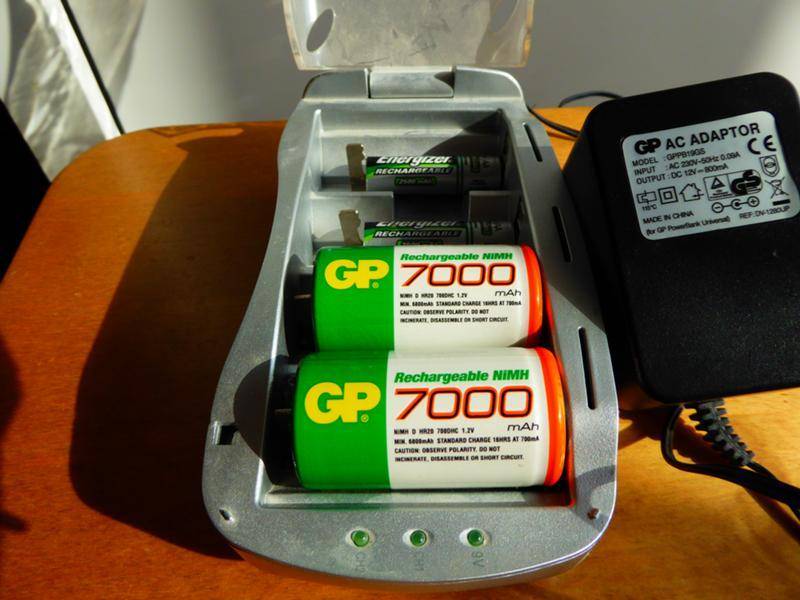 Какие батарейки нужны для газовой колонки: инструкция по замене батареек в блоке питания