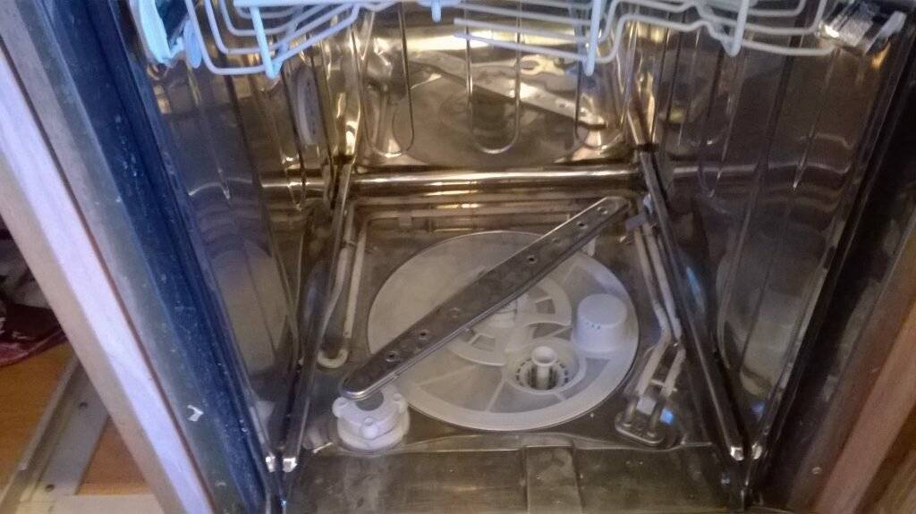 Сломалась посудомоечная машина. причины поломок и способы устранения в домашних условиях