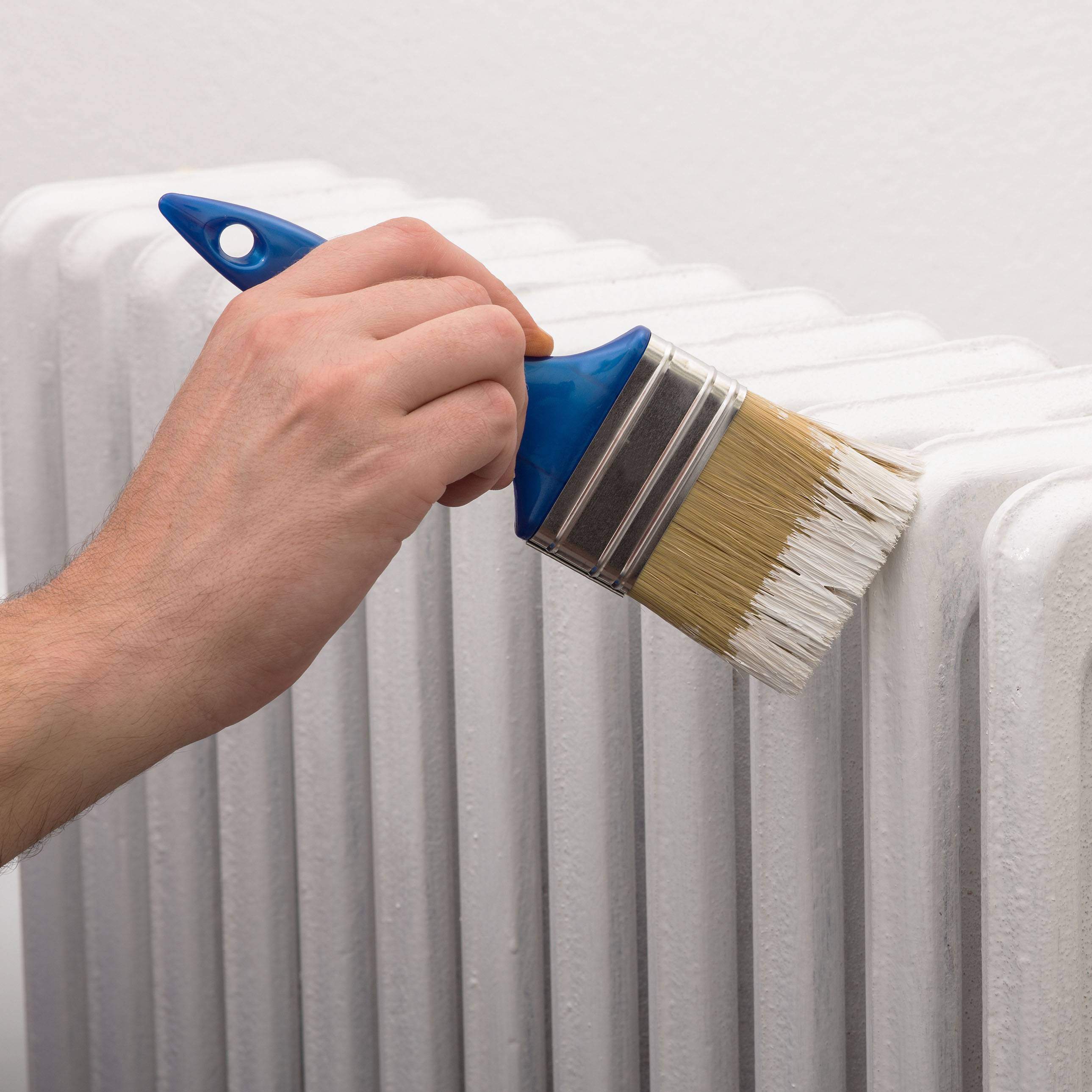 Чем и как покрасить старые радиаторы отопления