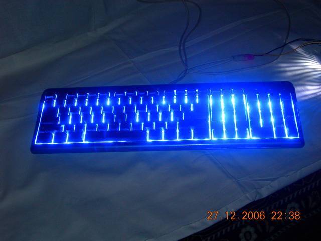 Как на ноутбуке включить подсветку клавиатуры