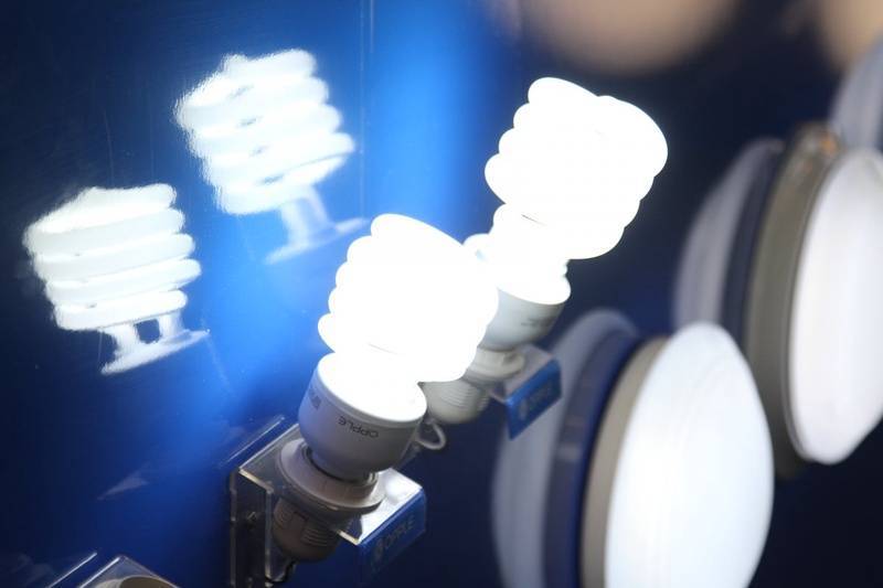 Утилизация люминесцентных ламп: порядок сбора, вывоза и методы переработки опасного отхода, куда сдать и как утилизировать в быту, утилизация светодиодных, энергосберегающих ламп