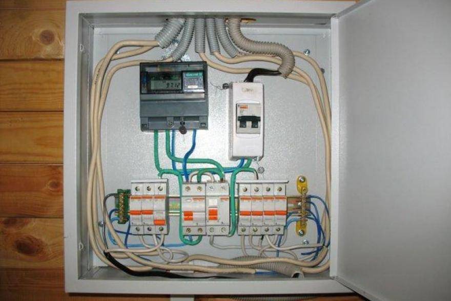 Как правильно подключить электросчетчики?