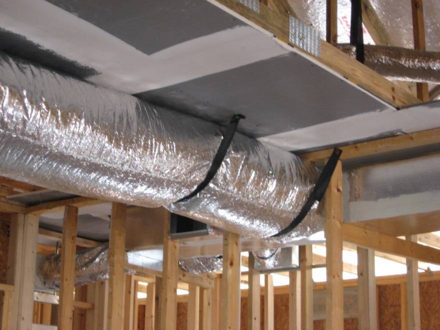 Способы утепления вентиляционной трубы в частном доме