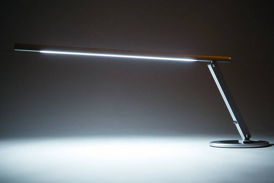 Настольная лампа для рабочего стола: как выбрать, виды, лучшие модели, устройство