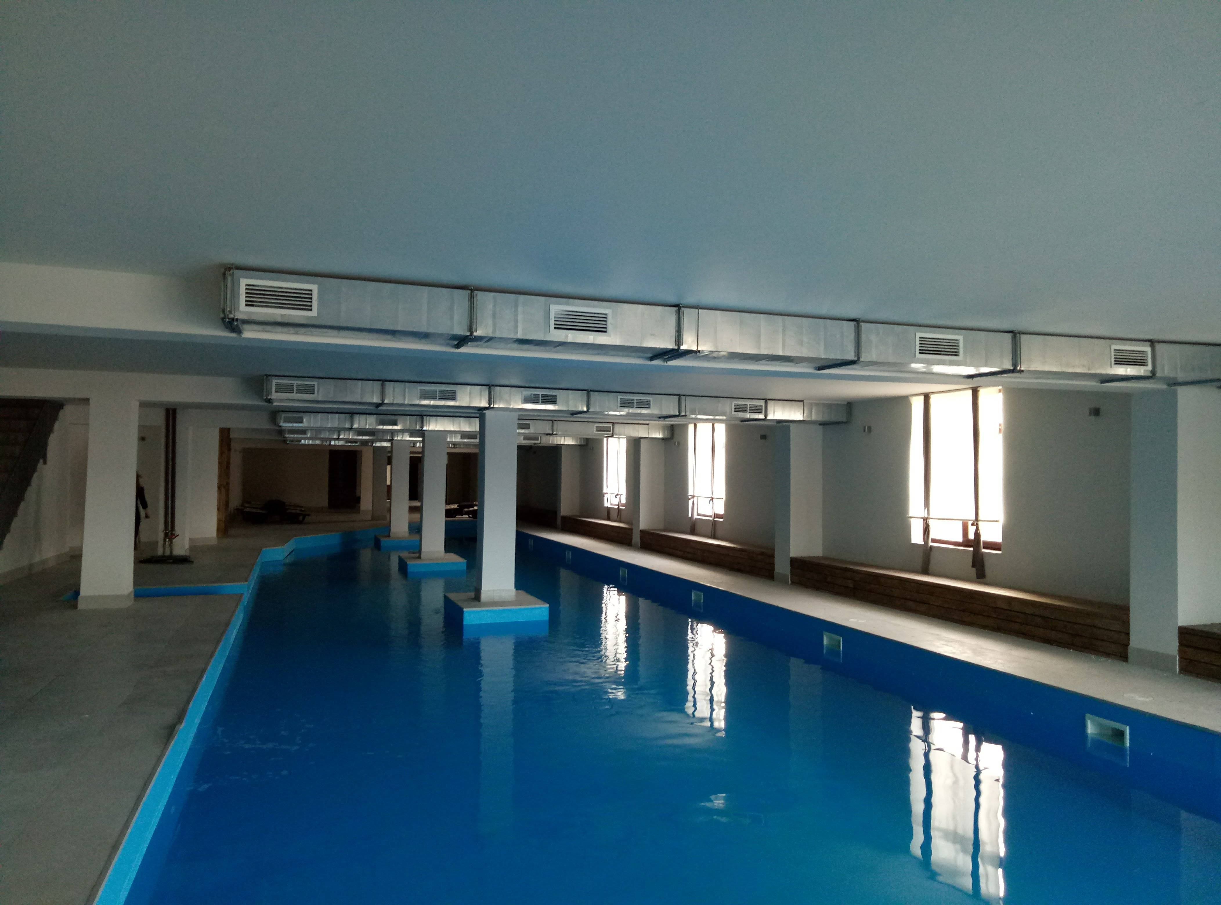 Вентиляция для бассейна: особенности устройства в помещениях