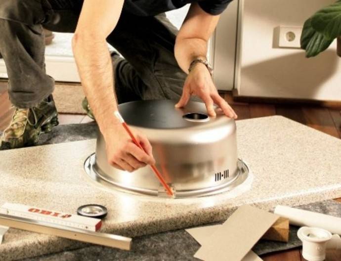 Как установить раковину на кухне – советы по правильной установке мойки