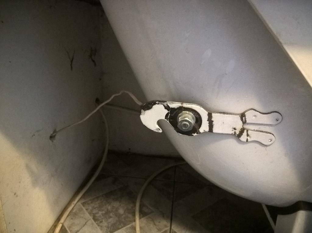 Зачем нужно заземление сантехники в квартире