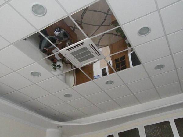 Особенности светильников для потолка армстронг