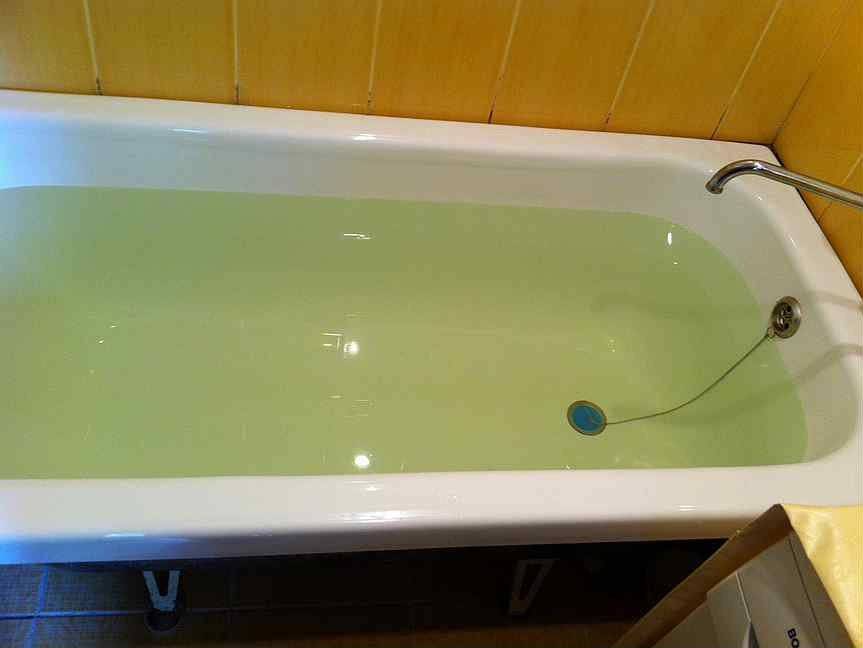 Акриловая вставка в старую ванну: выбор, особенности монтажа, преимущества и недостатки