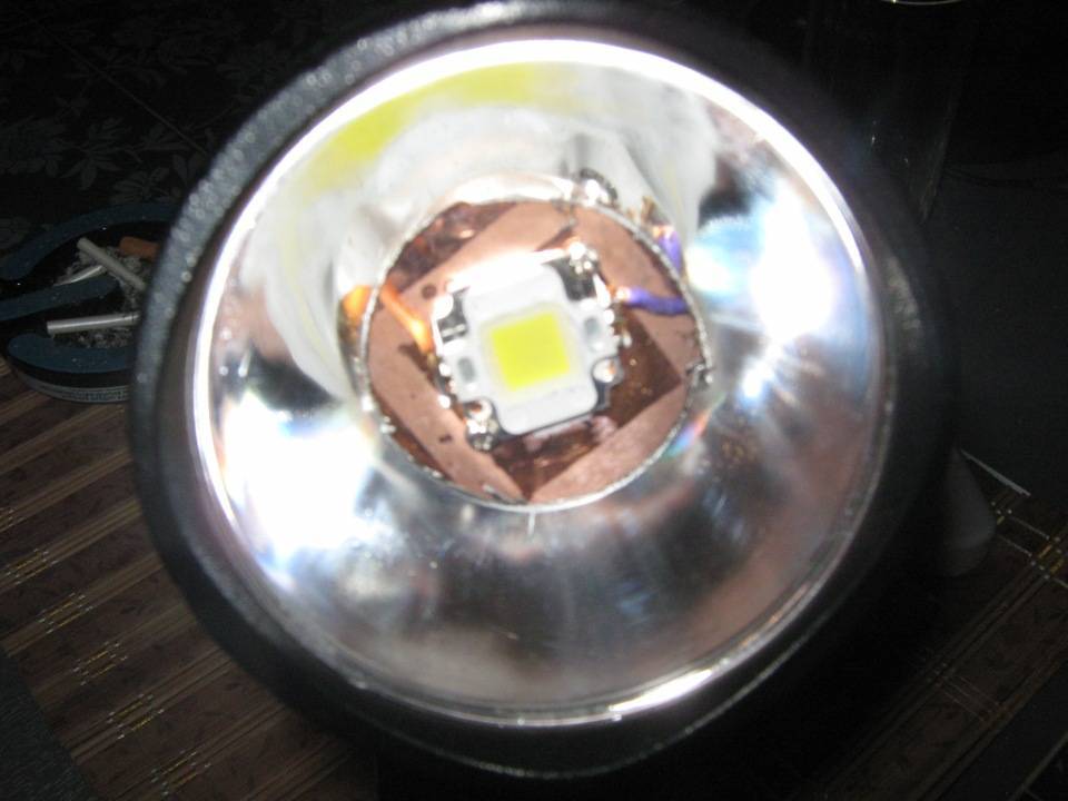 Как в светодиодный фонарь при замене установить li-ion аккумулятор