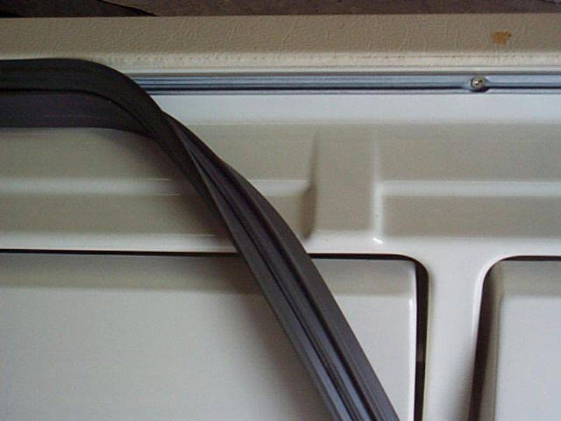 Как заменить уплотнительную резинку на холодильнике индезит - инженер пто