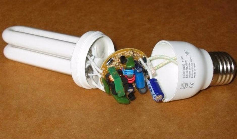 Как разобрать и отремонтировать энергосберегающую лампу?