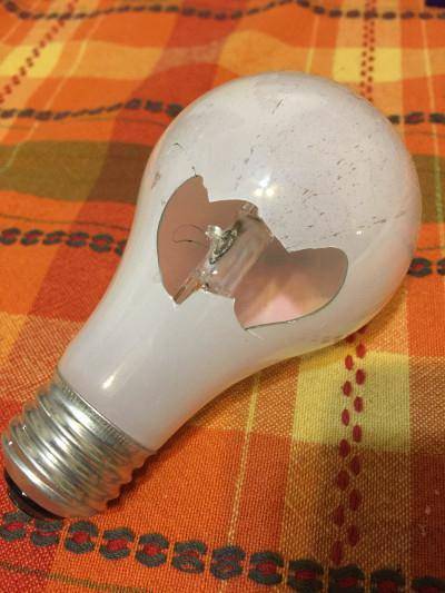 Светодиодные лампы светятся после выключения?