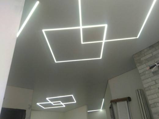 Как сделать светящийся натяжной или подвесной потолок