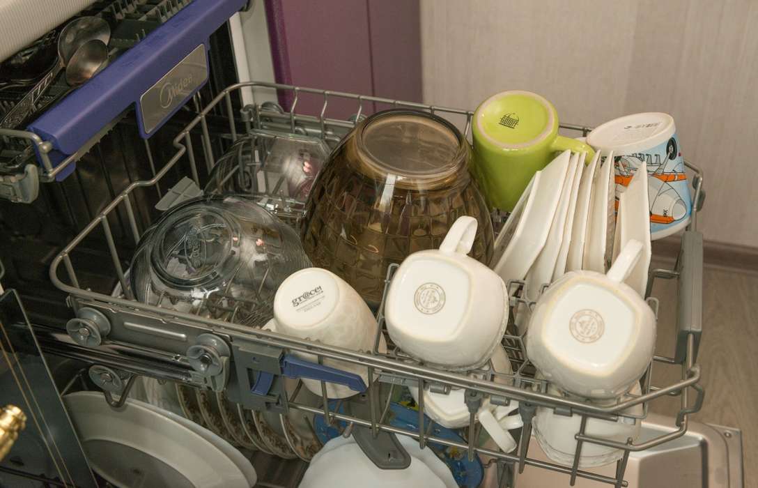 Обзор посудомоечных машин midea 60 см. посудомоечные машины midea (мидеа): топ-5 лучших моделей по отзывам покупателей