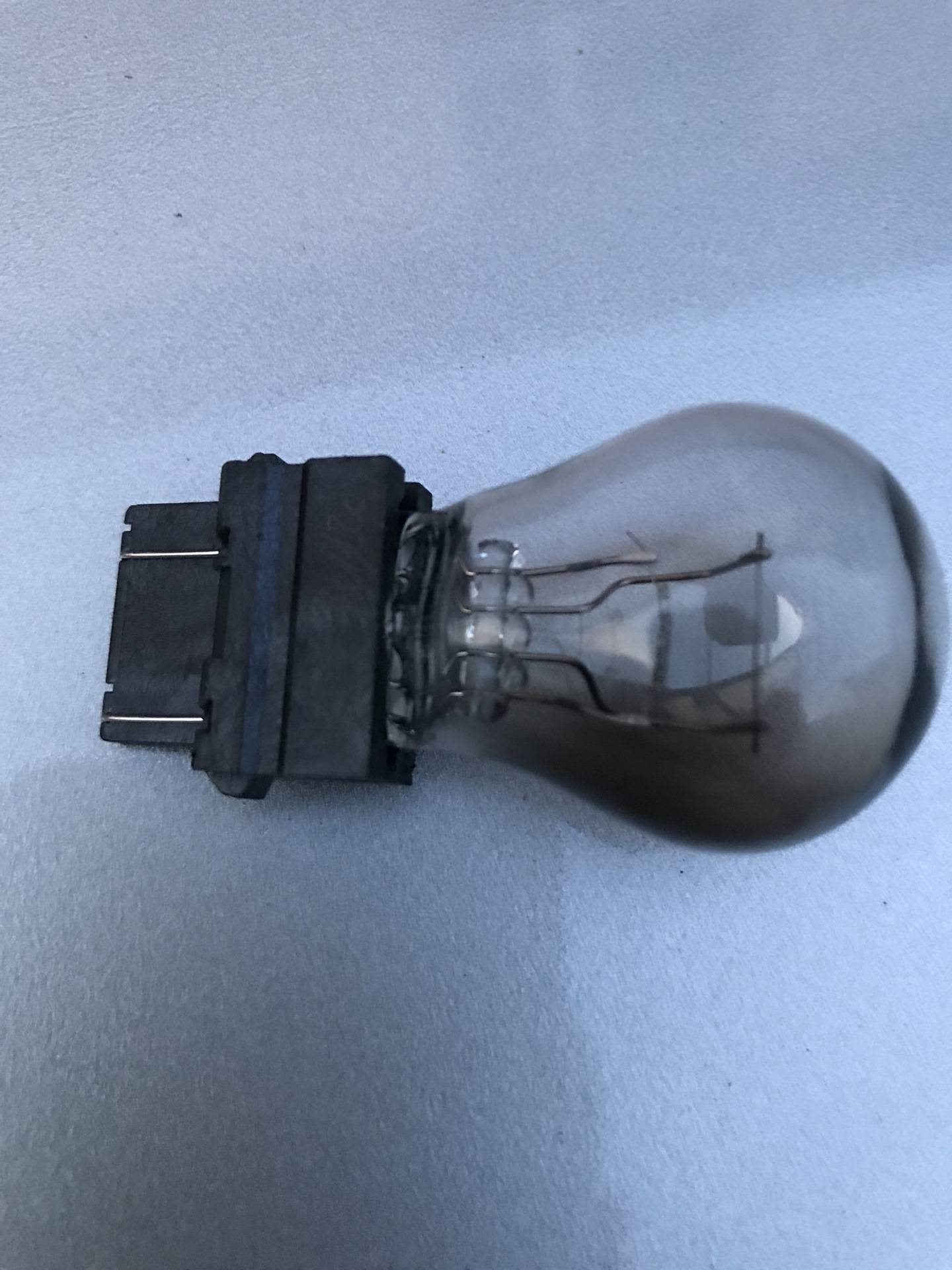 Замена габаритной лампочки форд фокус 2 хэтчбек что понадобится для замены